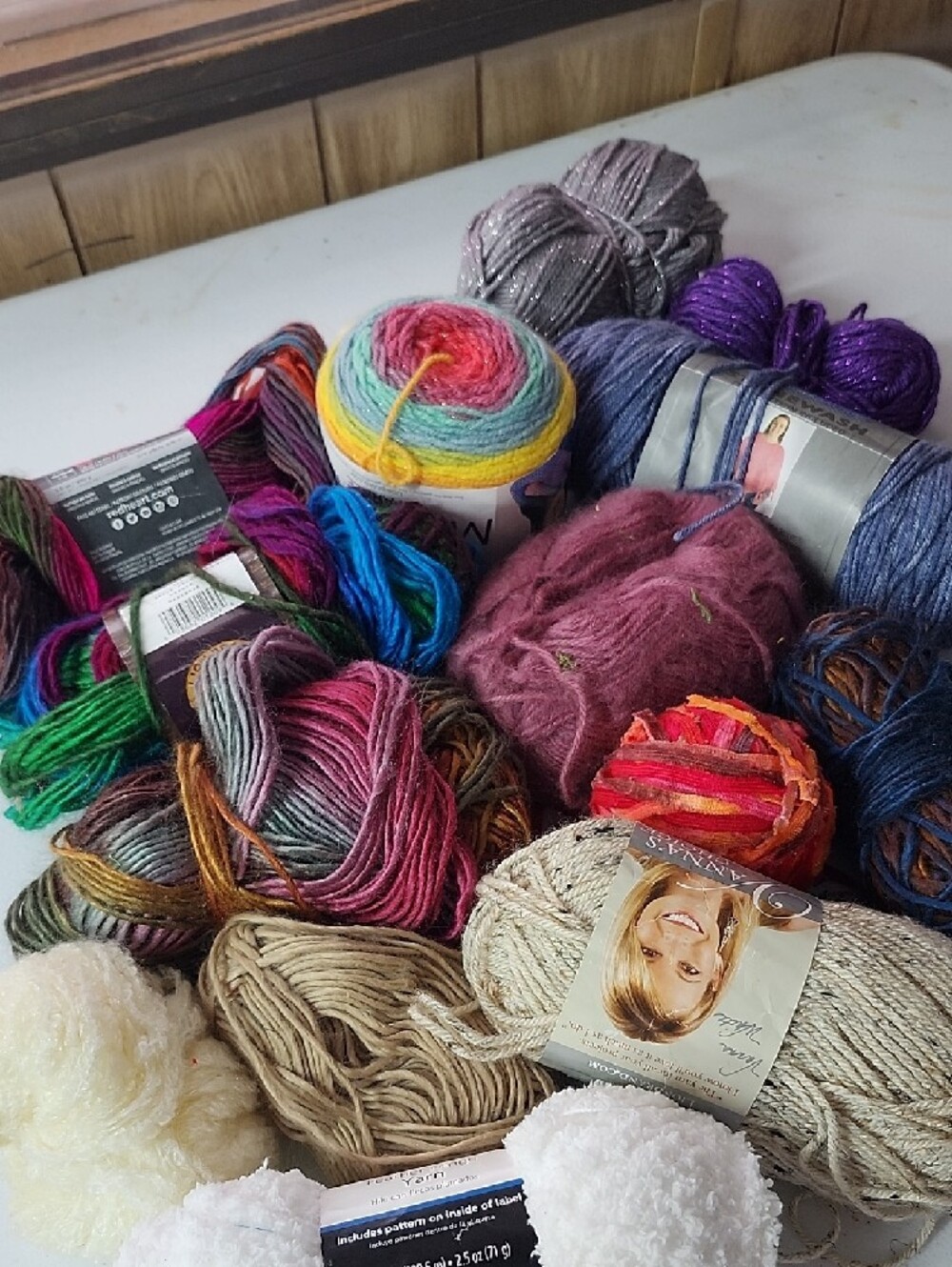 Assorted Multicolor & Cream Yarn Bundle - Crafting Home Art - Picture 3 of 10